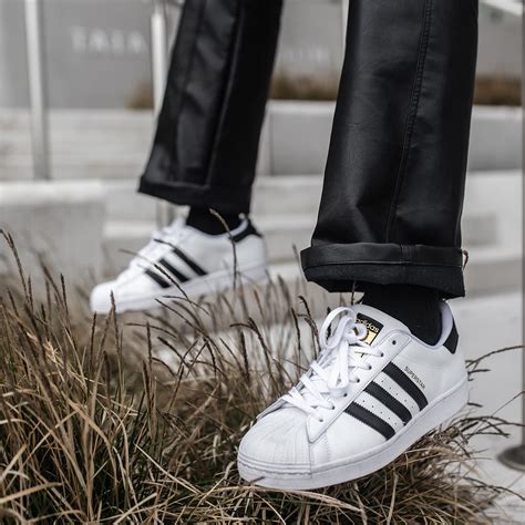 adidas superstar styling